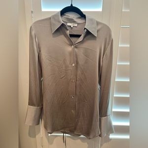 Vince tie back button down
